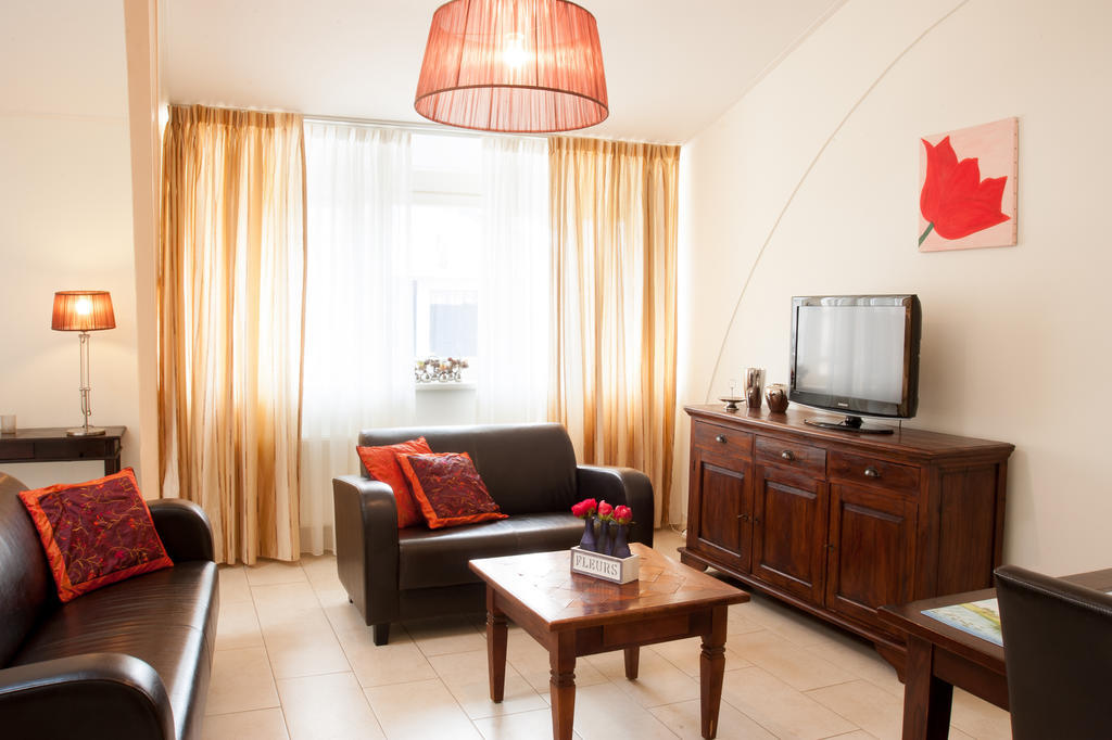 Apartement De Vosseburch Langeraar Habitación foto